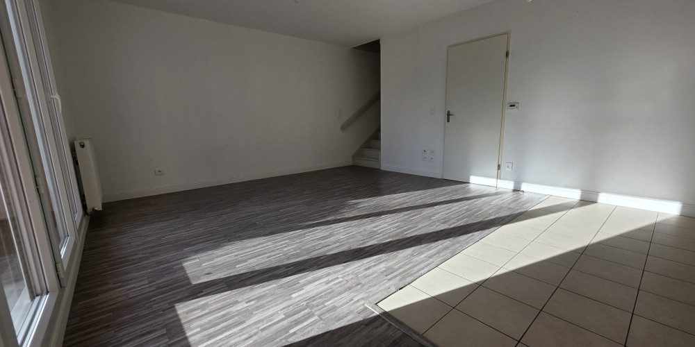 appartement à VILLENAVE D ORNON (33140)